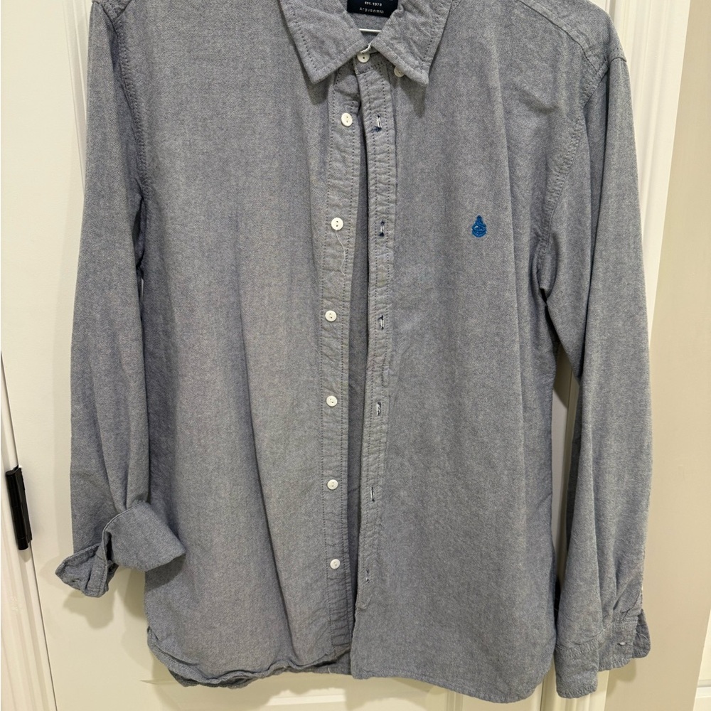 Gray Casual Button Down Shirt with Relaxed Fit